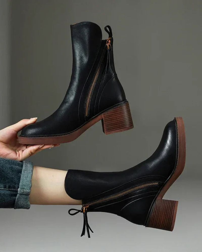 Garciel – Black leather ankle boots with comfortable heels, elegant and timeless