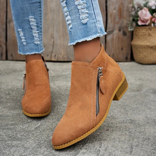 Soline – Leather orthopedic ankle boots with zipper