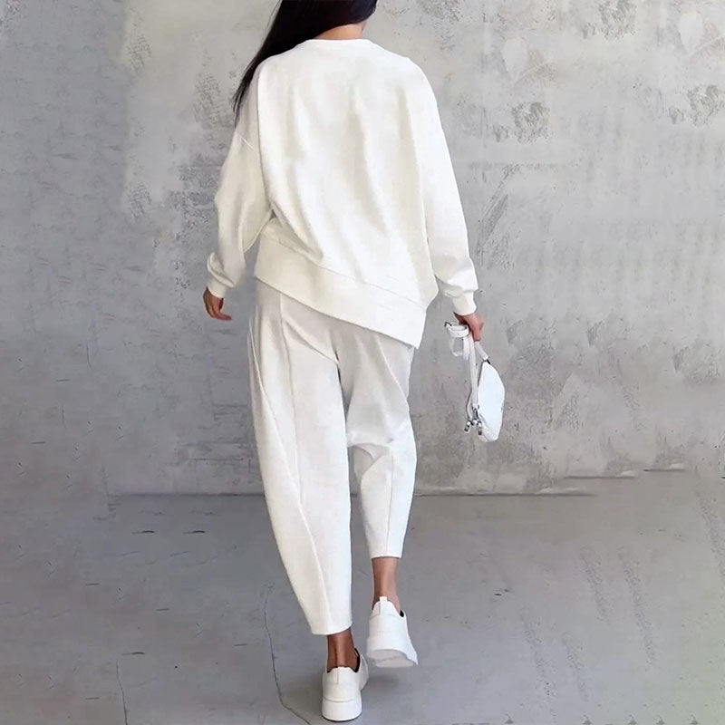 Leah | Two-Piece Set with Long Sleeve Top and Loose Pants