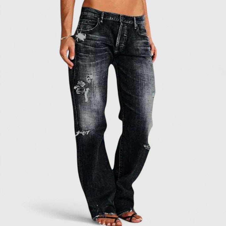 Lianette - Elegant Distressed Jeans