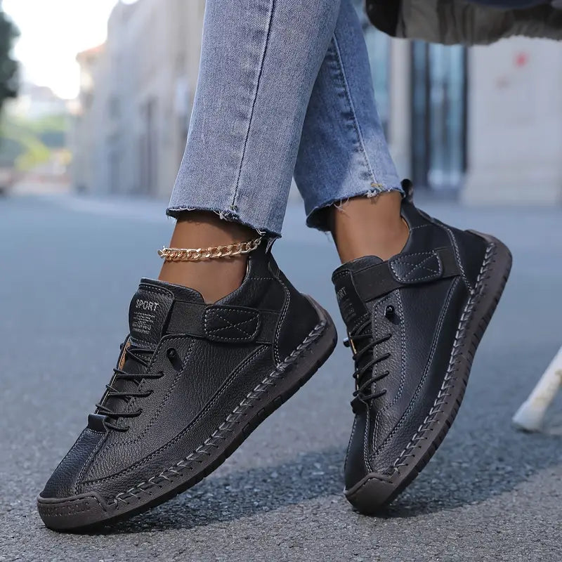 Chrysoline - Comfortable and supportive sneakers