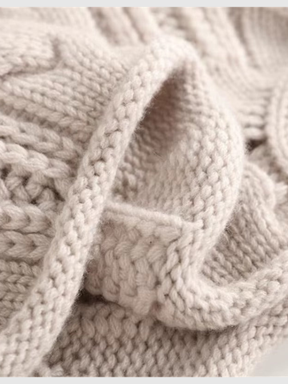 Carla | Timeless Wool Sweater