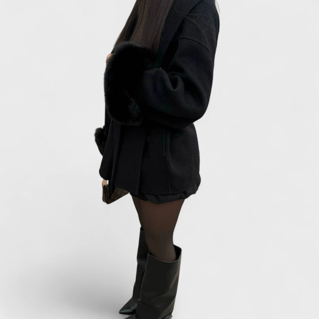 Leah | Timeless Coat with Luxe Fur