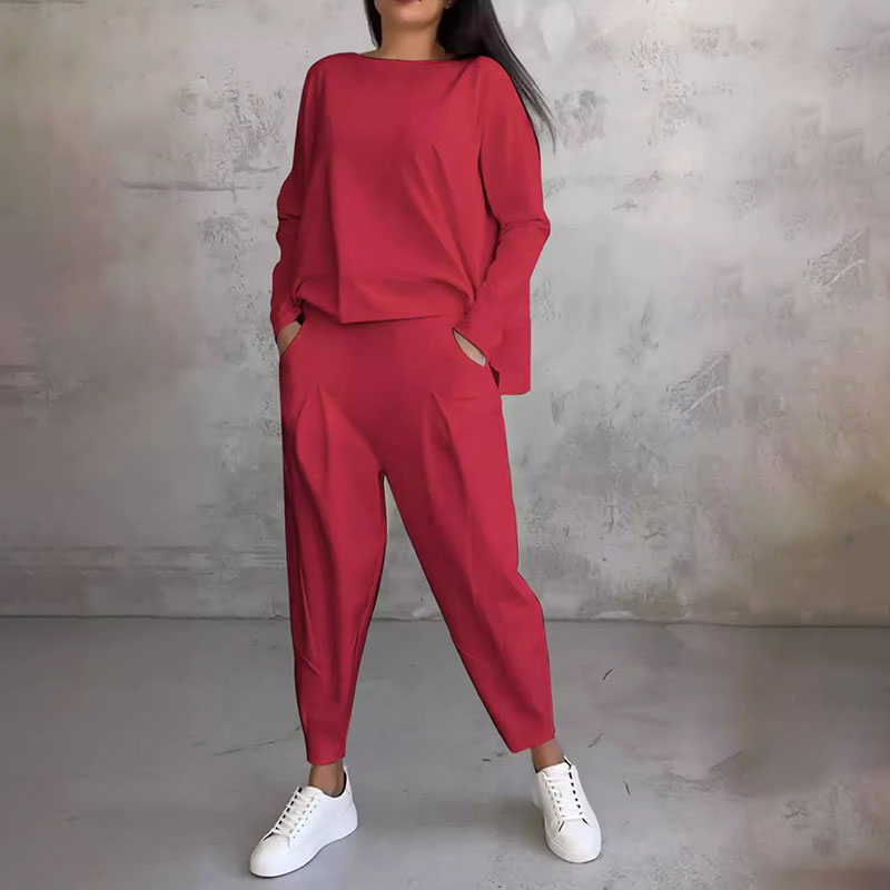Leah | Two-Piece Set with Long Sleeve Top and Loose Pants